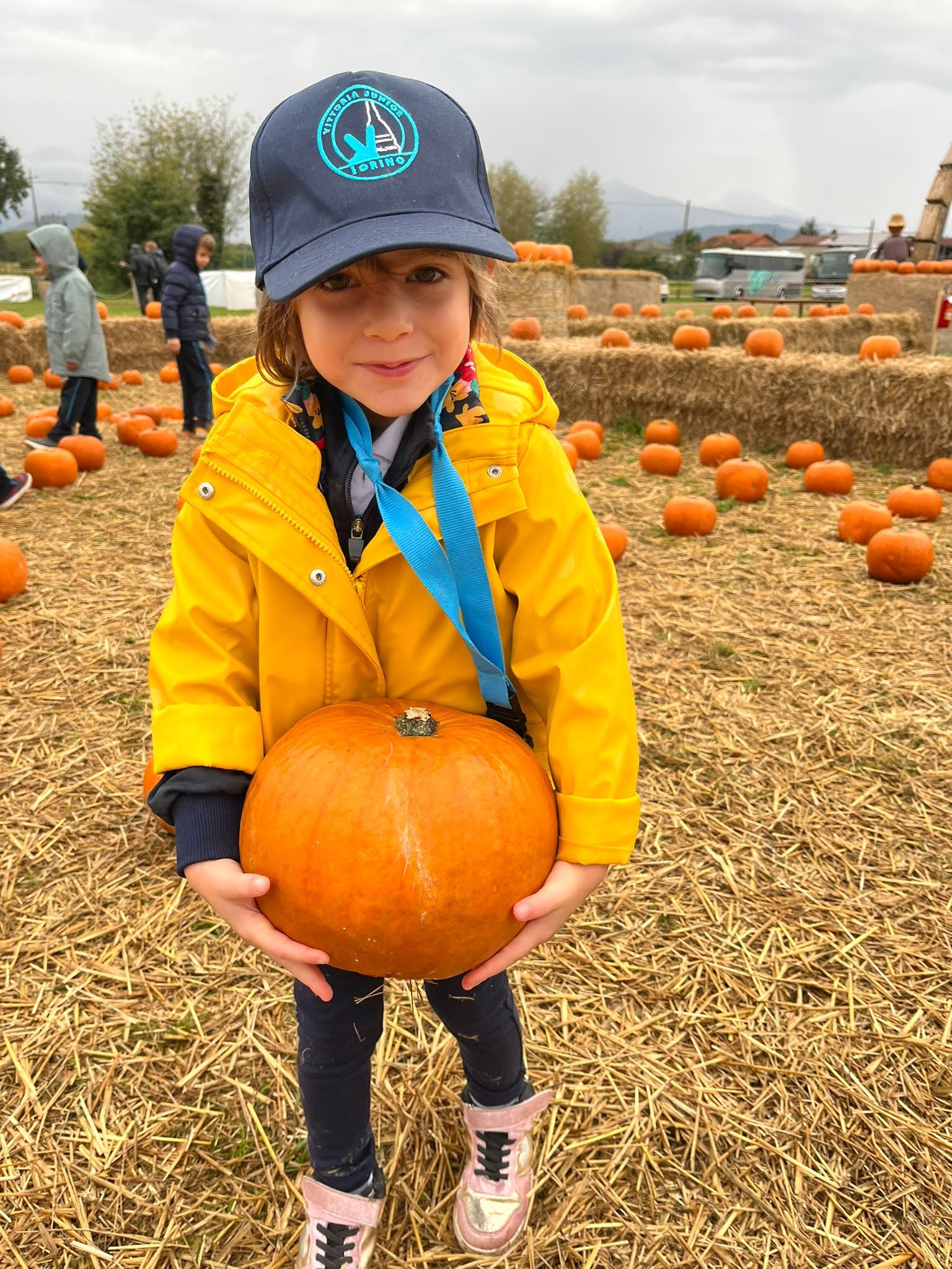 bambina con zucca