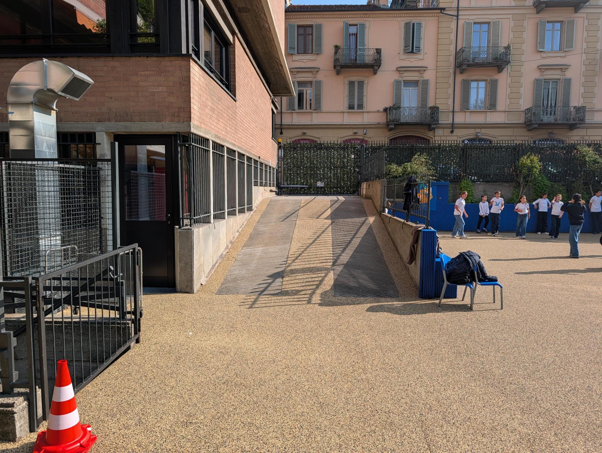 Cortile Vittoria Junior Torino 